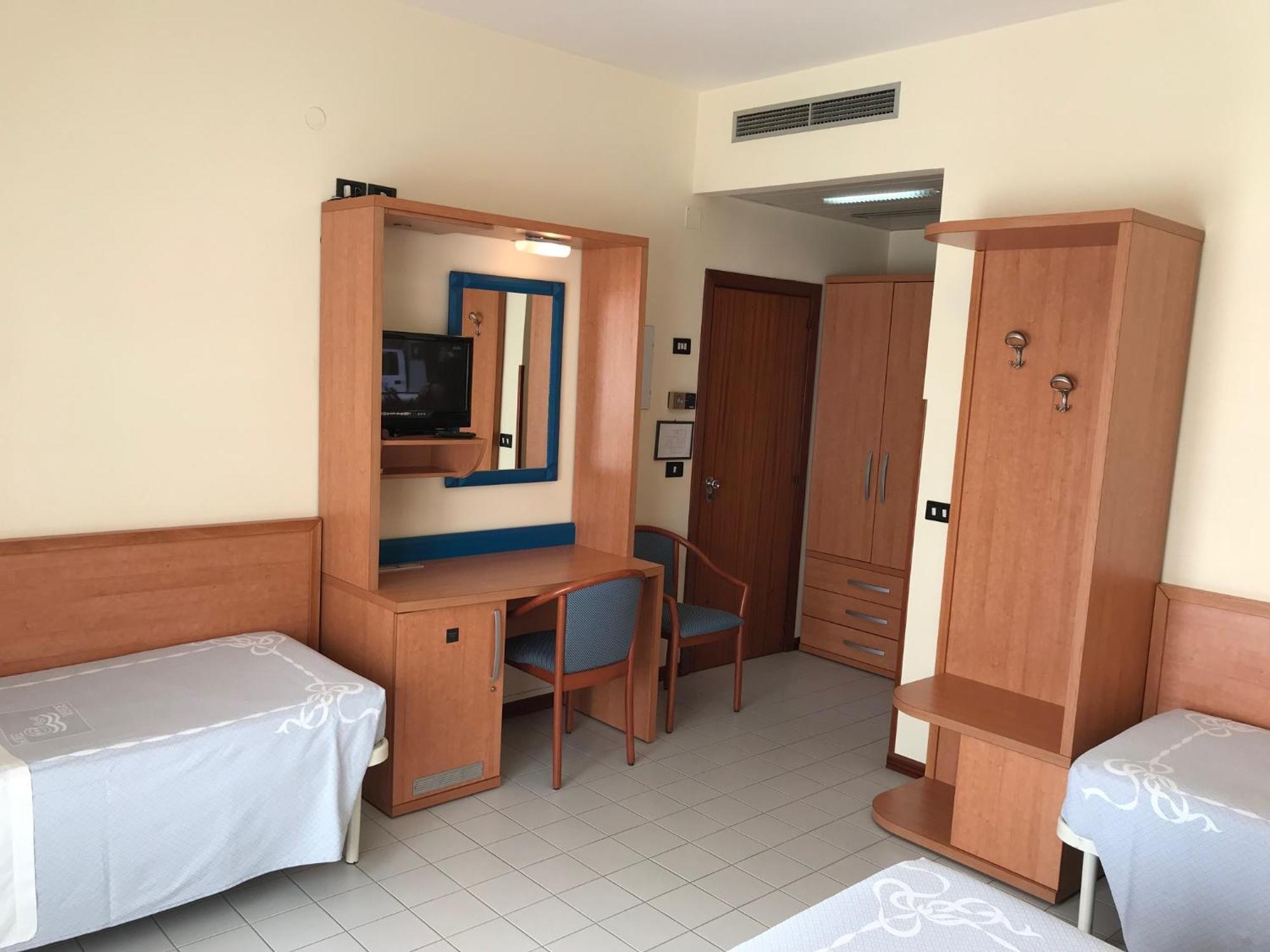 Hotel Costa Verde Pineto Luaran gambar