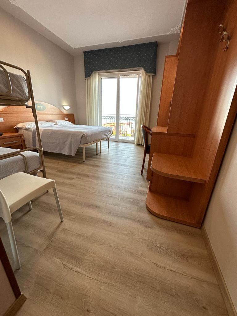 Hotel Costa Verde Pineto Luaran gambar