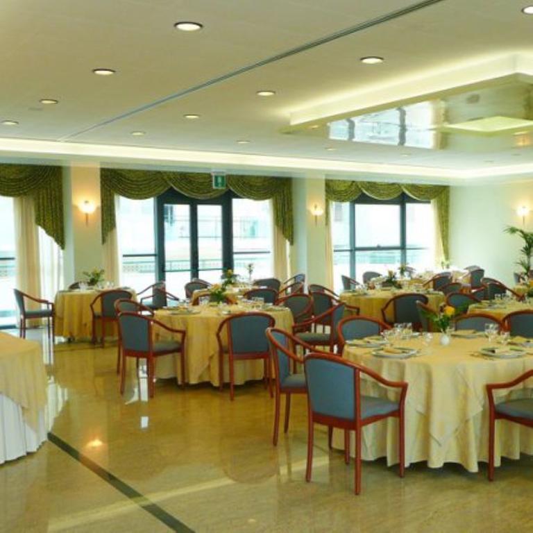 Hotel Costa Verde Pineto Luaran gambar